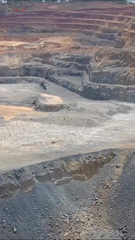 Blasting Open pit GOLD Mine 130tons of explosive #demolition #contruction #excavator #demolishing #c