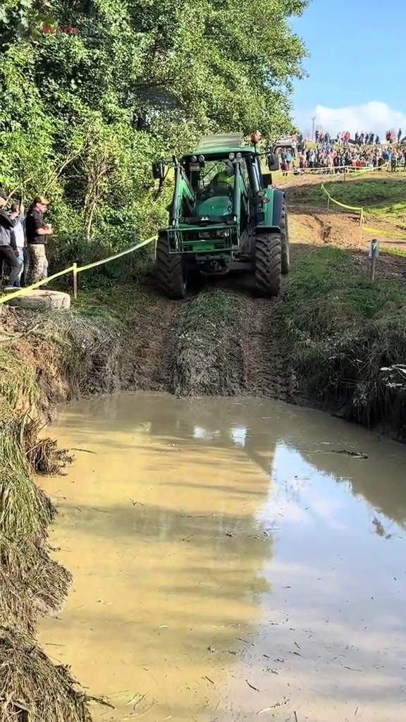Traktoriada Bozkov 2025?? #tractor #johndeere #race
