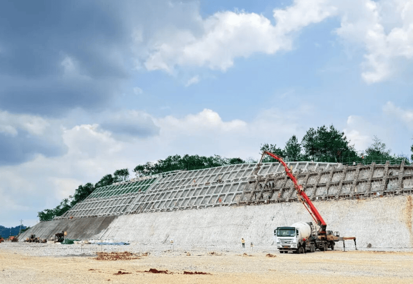 Baufortschritt des Umrichterwerks