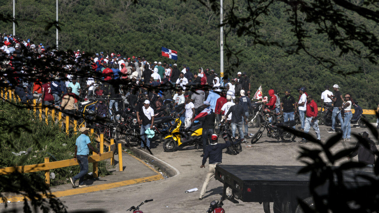 El proyecto de oro y cobre de GoldQuest Mining suspendido en San Juan tras una marcha de 20 kilómetros de residentes hasta la presa de Sabane