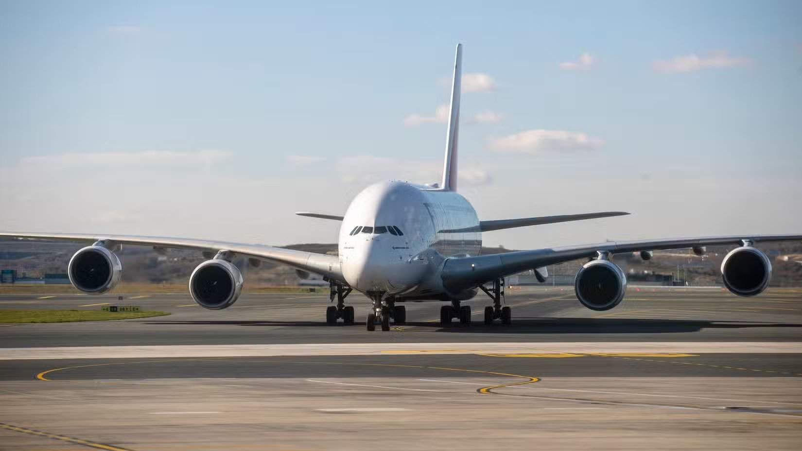 阿联酋航空A380滑行