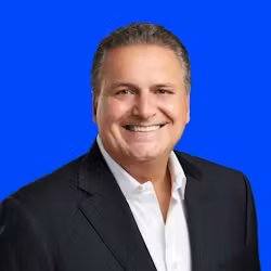 Chuck Treadway, Vistance Networks首席执行官。