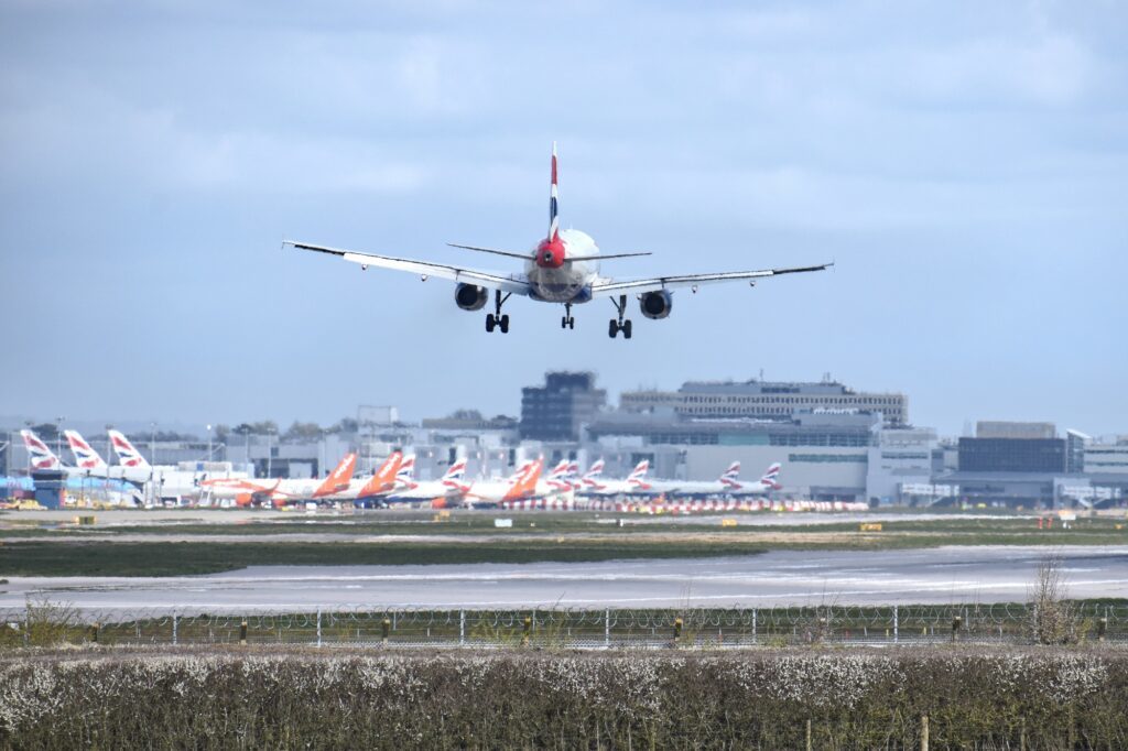 由于技术问题,NATS(英国国家航空交通服务公司)空中交通管制被迫手动提交飞行计划