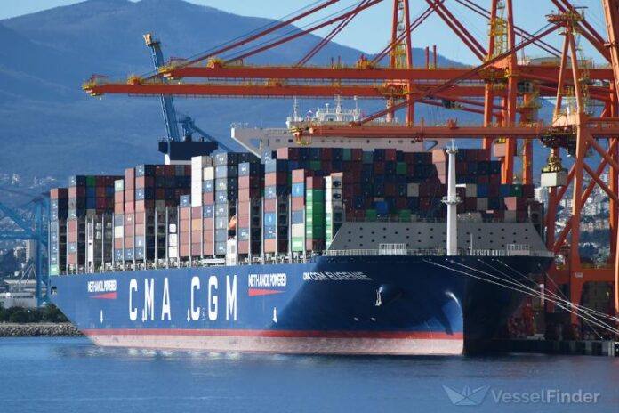 的黎波里港迎来重大里程碑:CMA CGM EUGENIE 抵达,这是该黎巴嫩港口有史以来停靠的最大集装箱船。