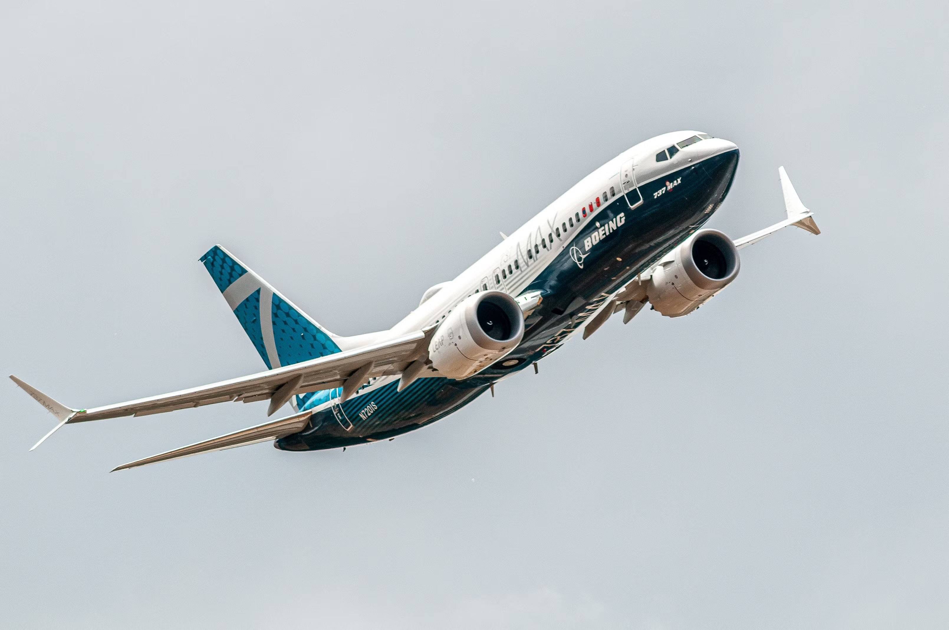 2018年范堡罗国际航展上展示的波音737-7 MAX