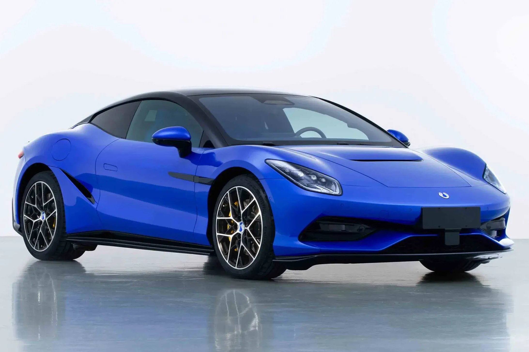 Denza Z coupé