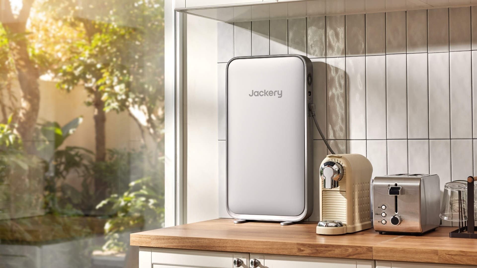Jackery FridgeGuard. Image credit: Jackery