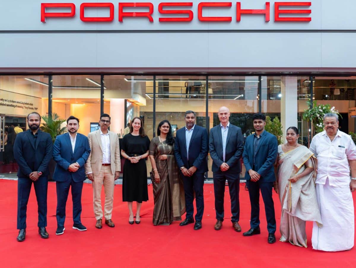 Porsche eröffnet größtes Zentrum Indiens in Hyderabad