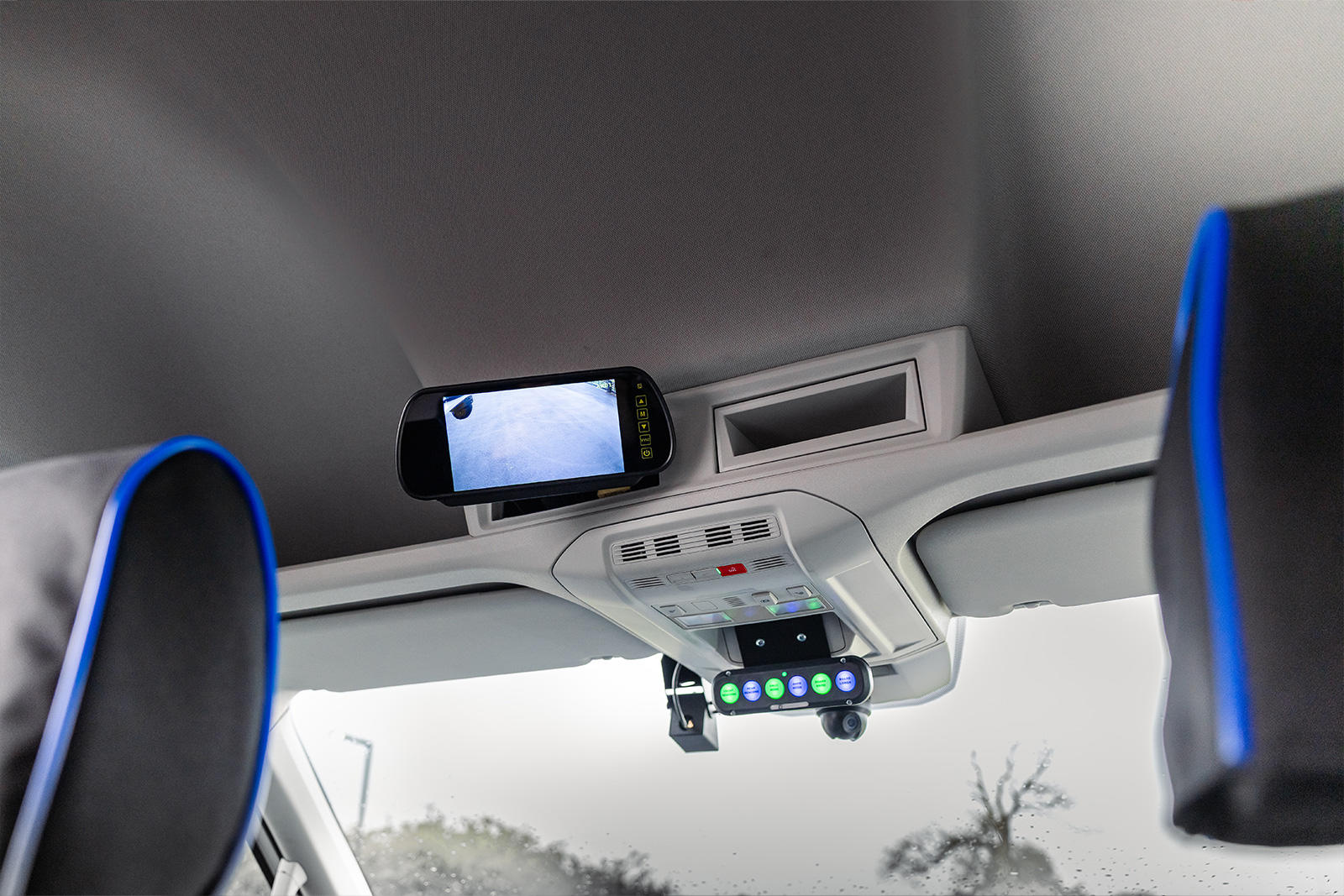 King Highway – Einführung neuer Fahrzeuge für die erweiterte mobile Fahrspursperrung zur Erhöhung der Sicherheit im Autobahnnetz