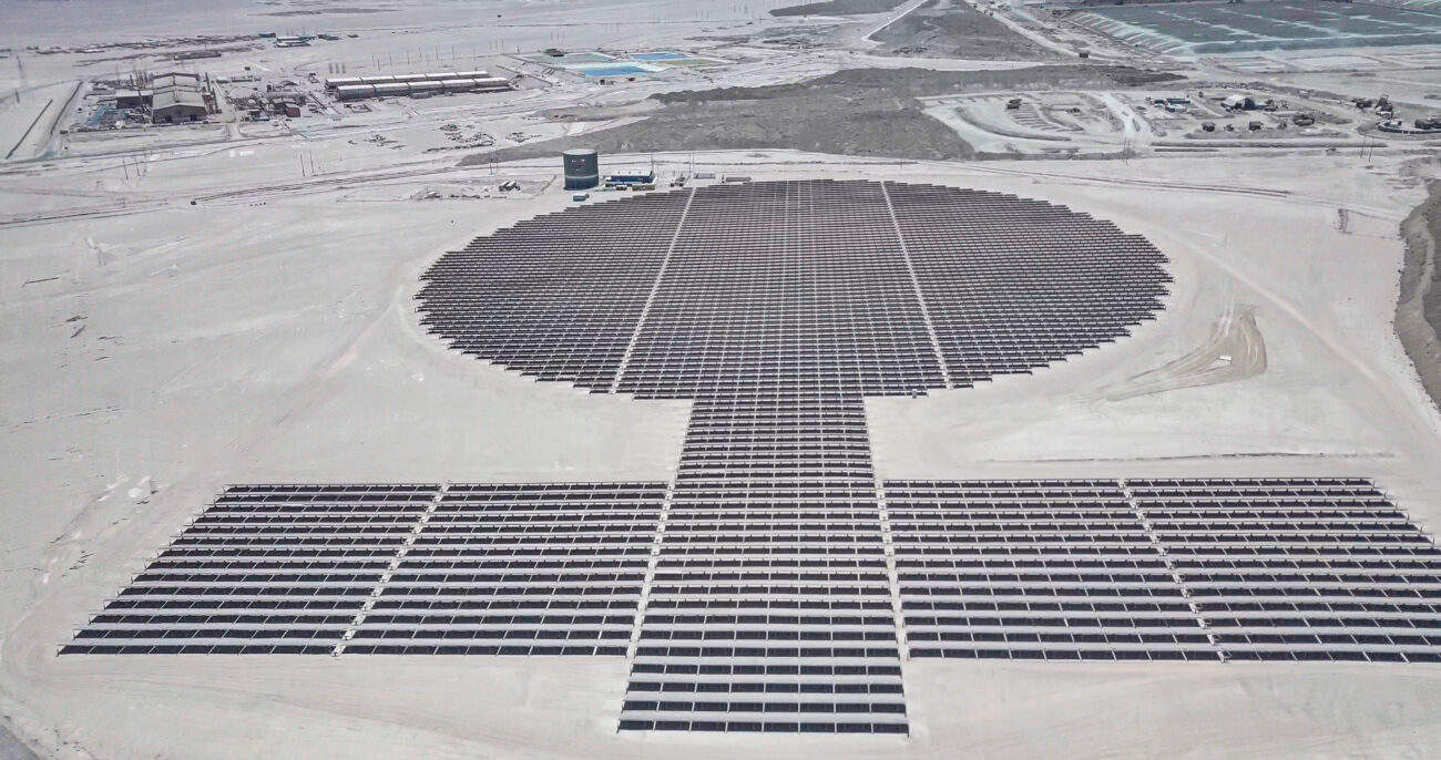 La central solar Pampa Elvira cumple 13 años de operación, impulsando una minería más sostenible en la División Gabriela Mistral