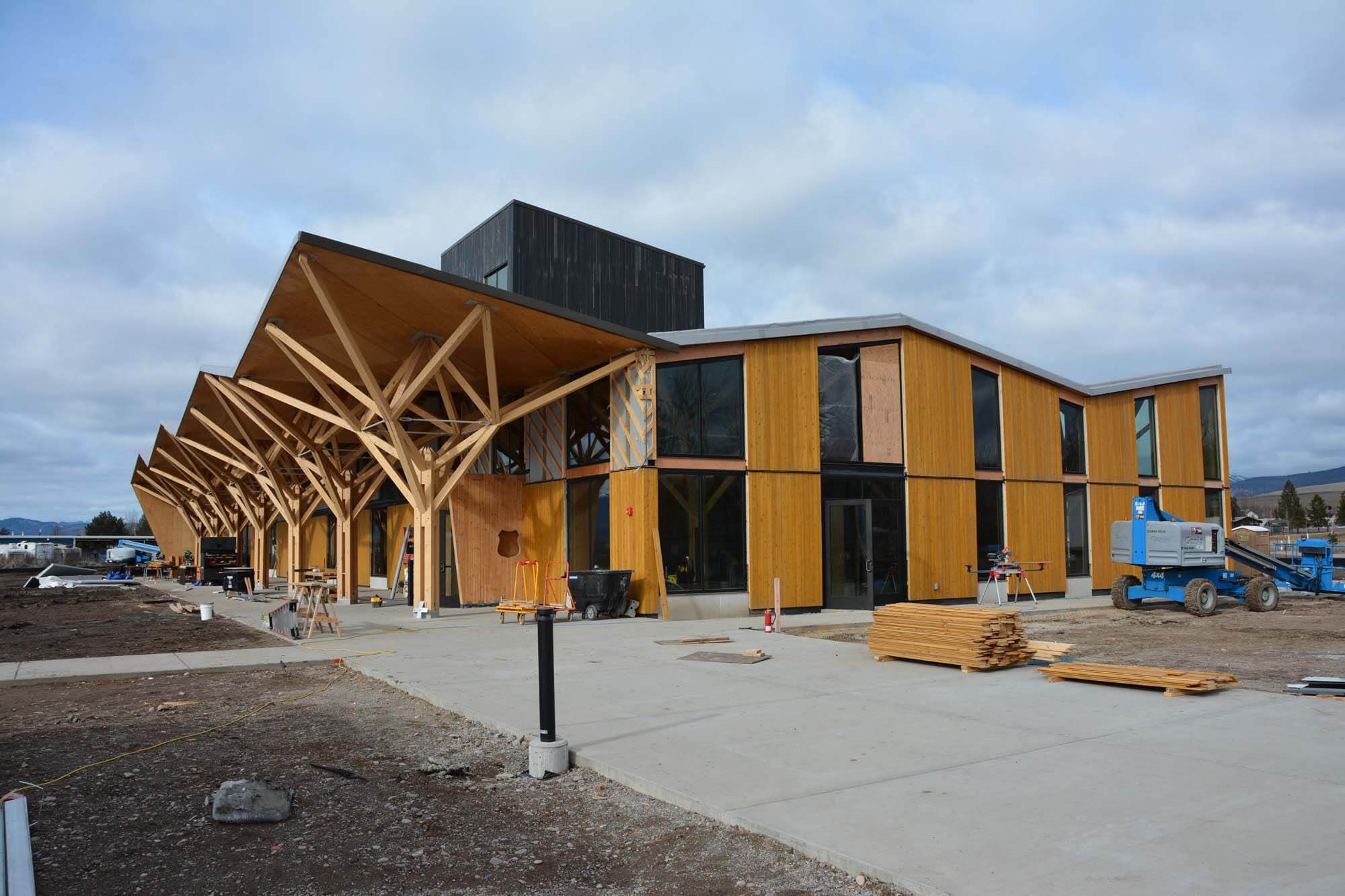 Freres Engineered Wood в Монтане