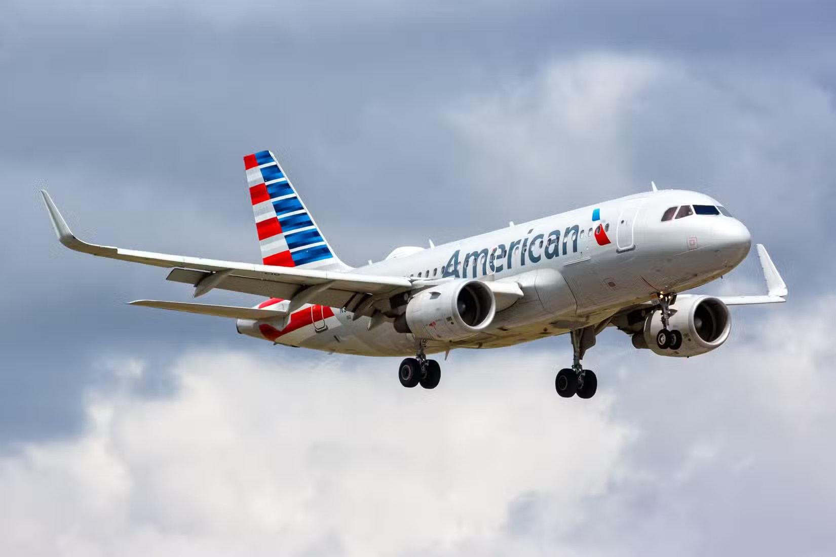 Airbus A319 de American Airlines en aproximación
