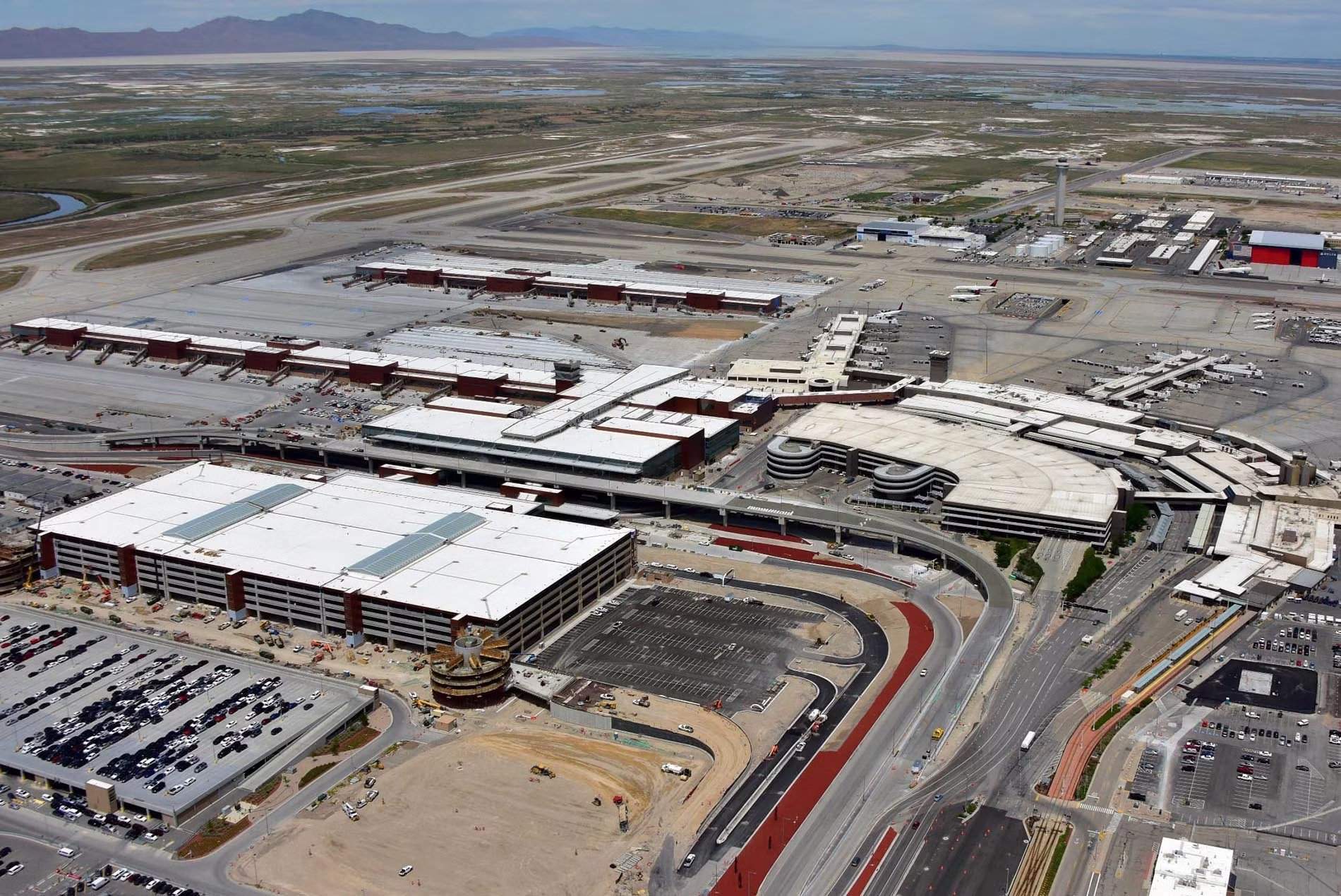 Avances en la modernización del aeropuerto SLC.