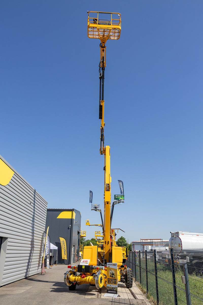 A nova plataforma aérea de trabalho Nova W16 da Neotec.
