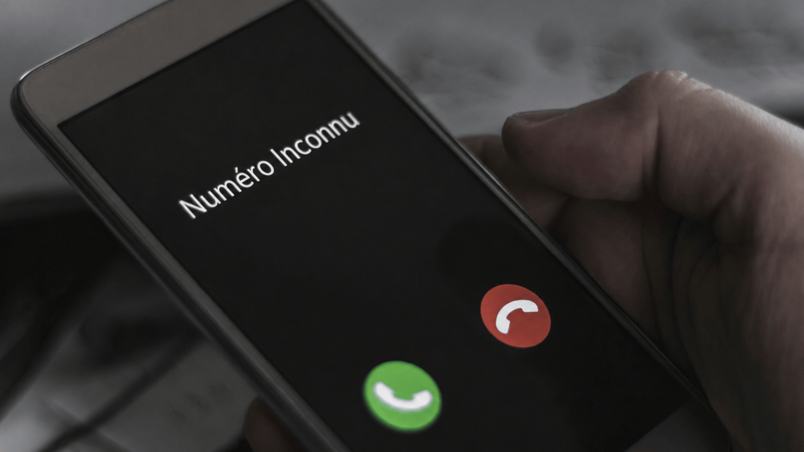 Reverse Phone kann unbekannte Nummern identifizieren und legitime Anrufe von Betrugsversuchen unterscheiden. ©Shutterstock