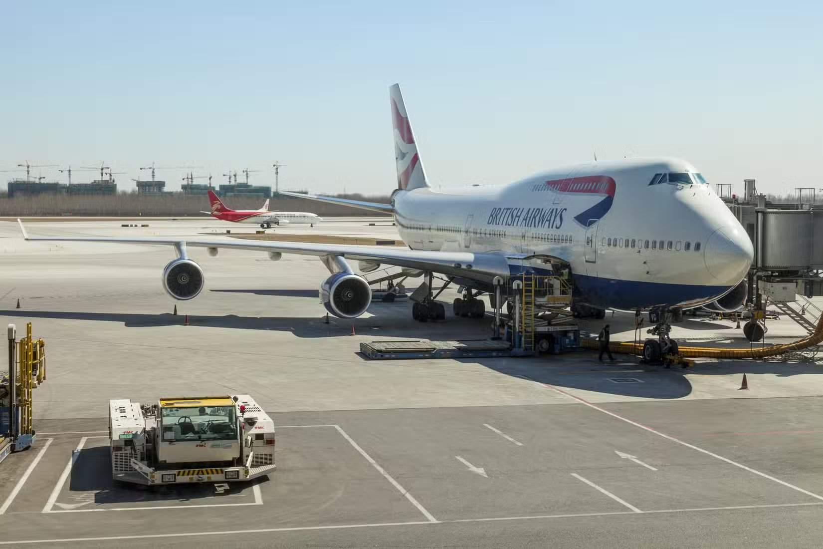 British Airways Boeing 747-400 estacionado