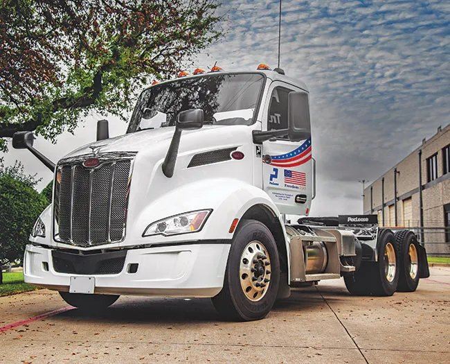 PacLease Peterbilt Model 579 Custom Livery