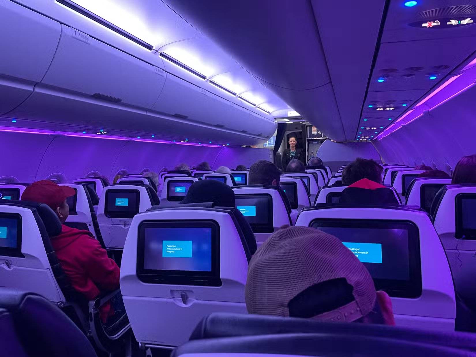 Cabine do Airbus A320neo da Air New Zealand