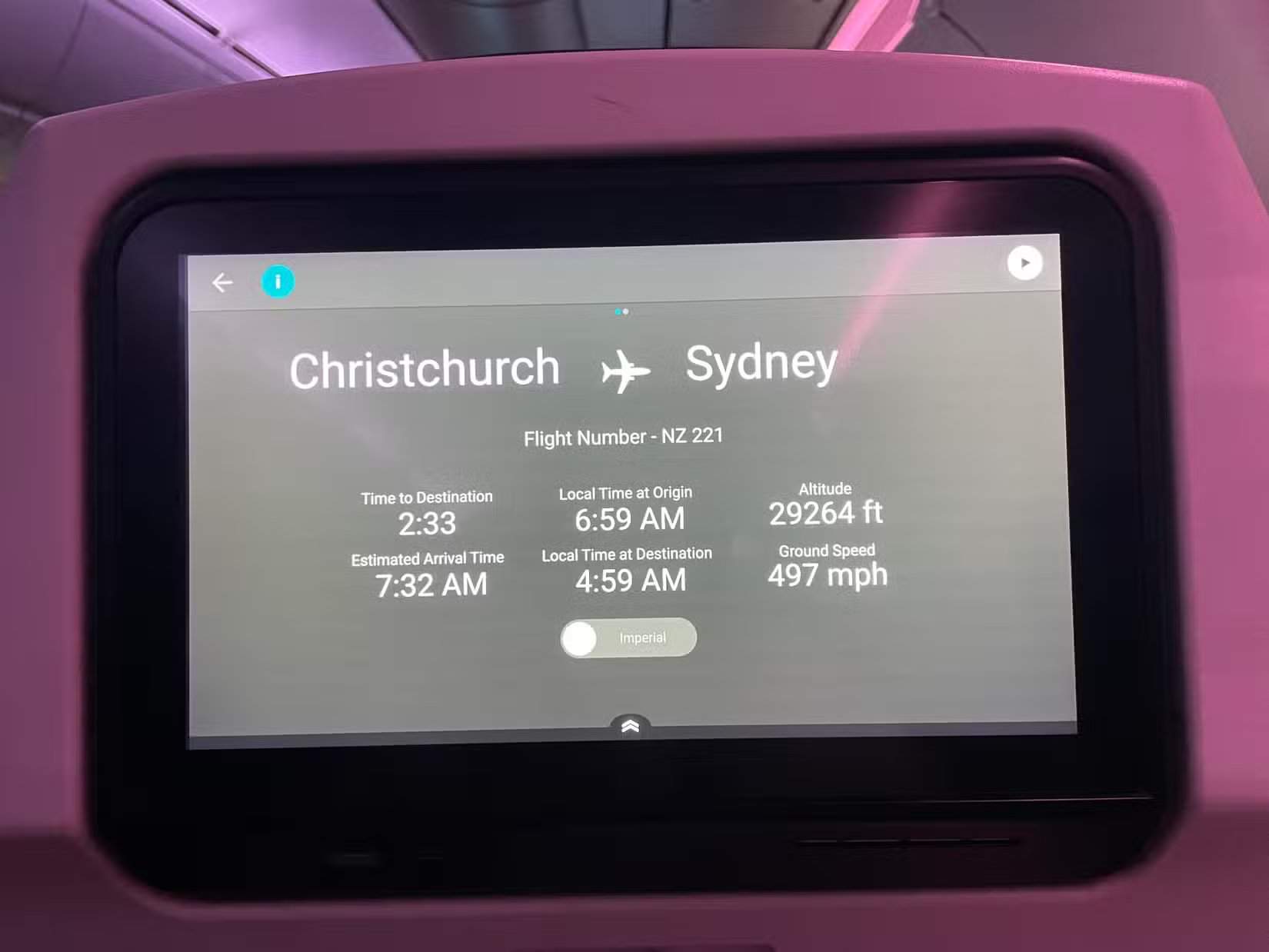 Encosto do assento do Airbus A320neo da Air New Zealand