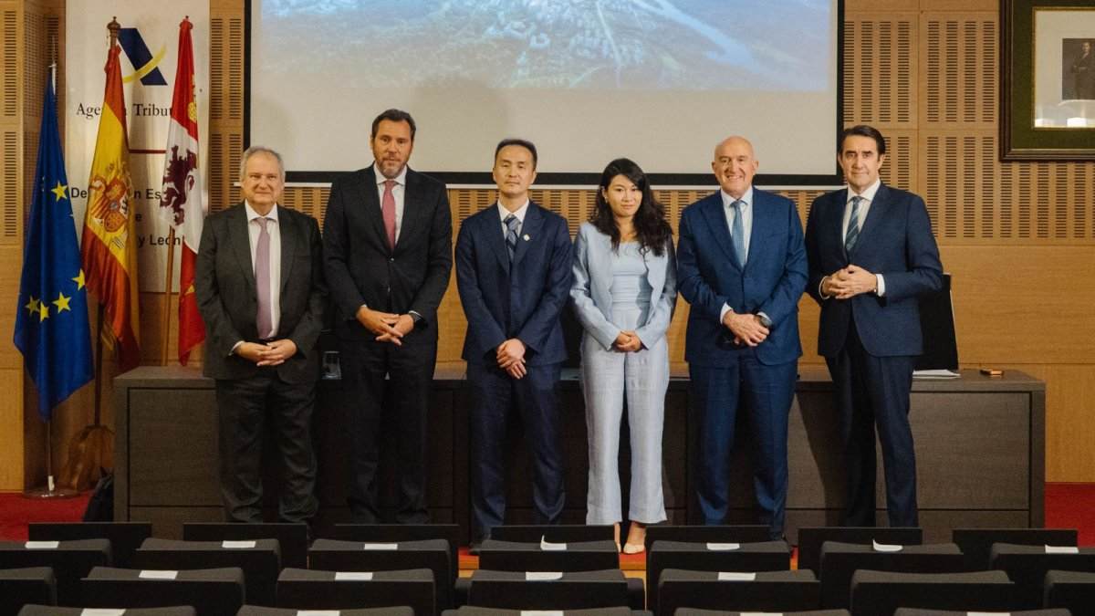 Spanish government promotes a strategic investment of nearly €1 billion in Valladolid, placing Spain at the forefront of Europe's battery industry