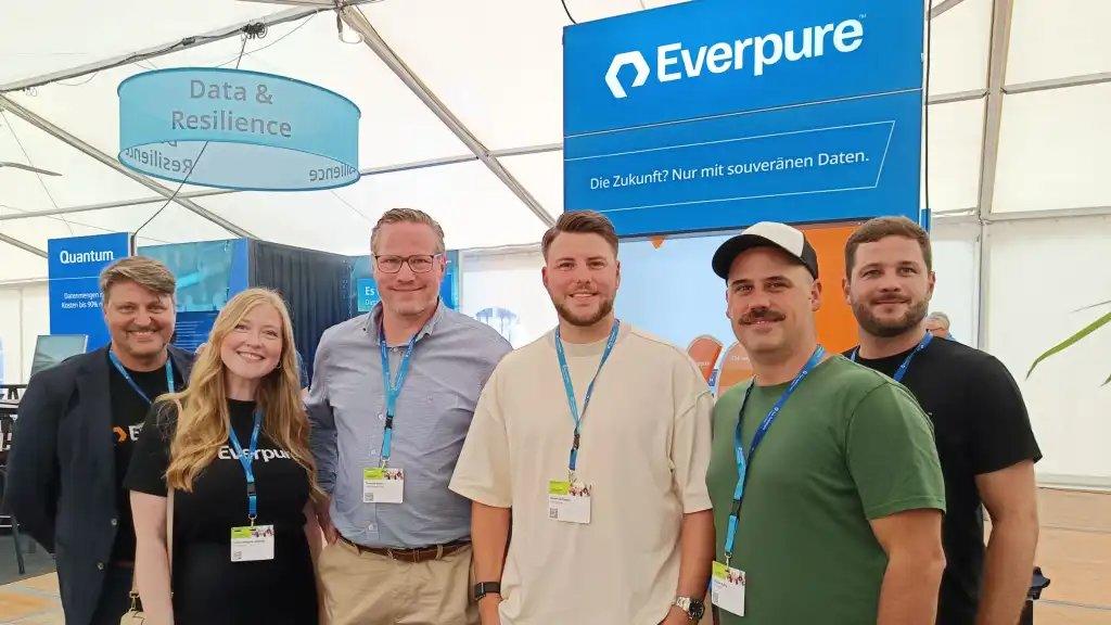 فريق Everpure في قمة Fsas Technologies Summit 2026