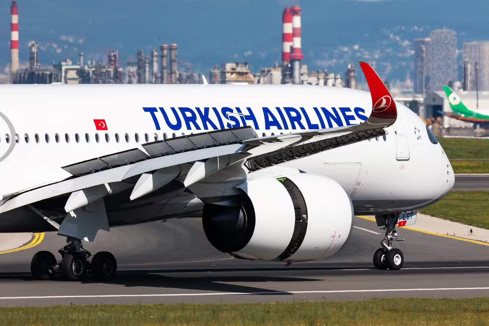 طائرة A350-900 للخطوط الجوية التركية