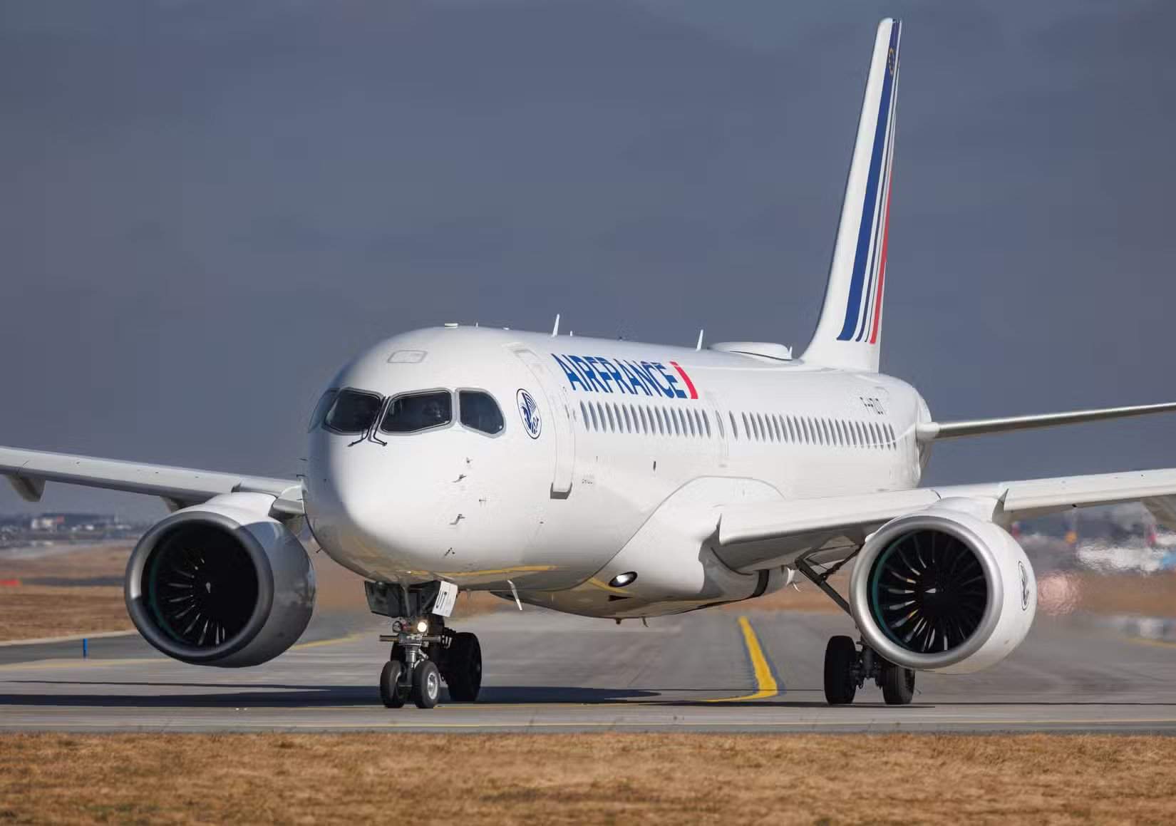 法国航空空客A220-300在布拉格瓦茨拉夫·哈维尔机场