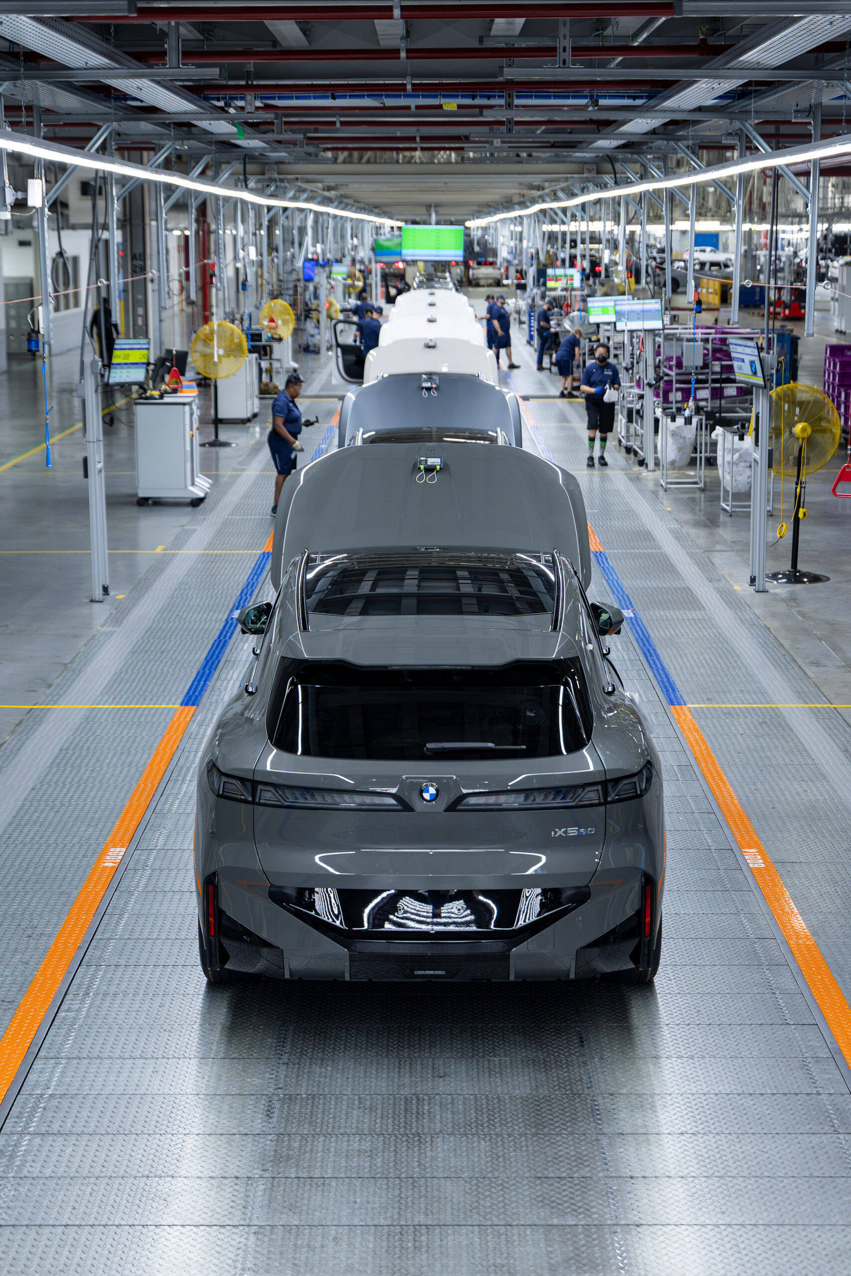 New BMW X5 to feature pure V8 engine, no battery