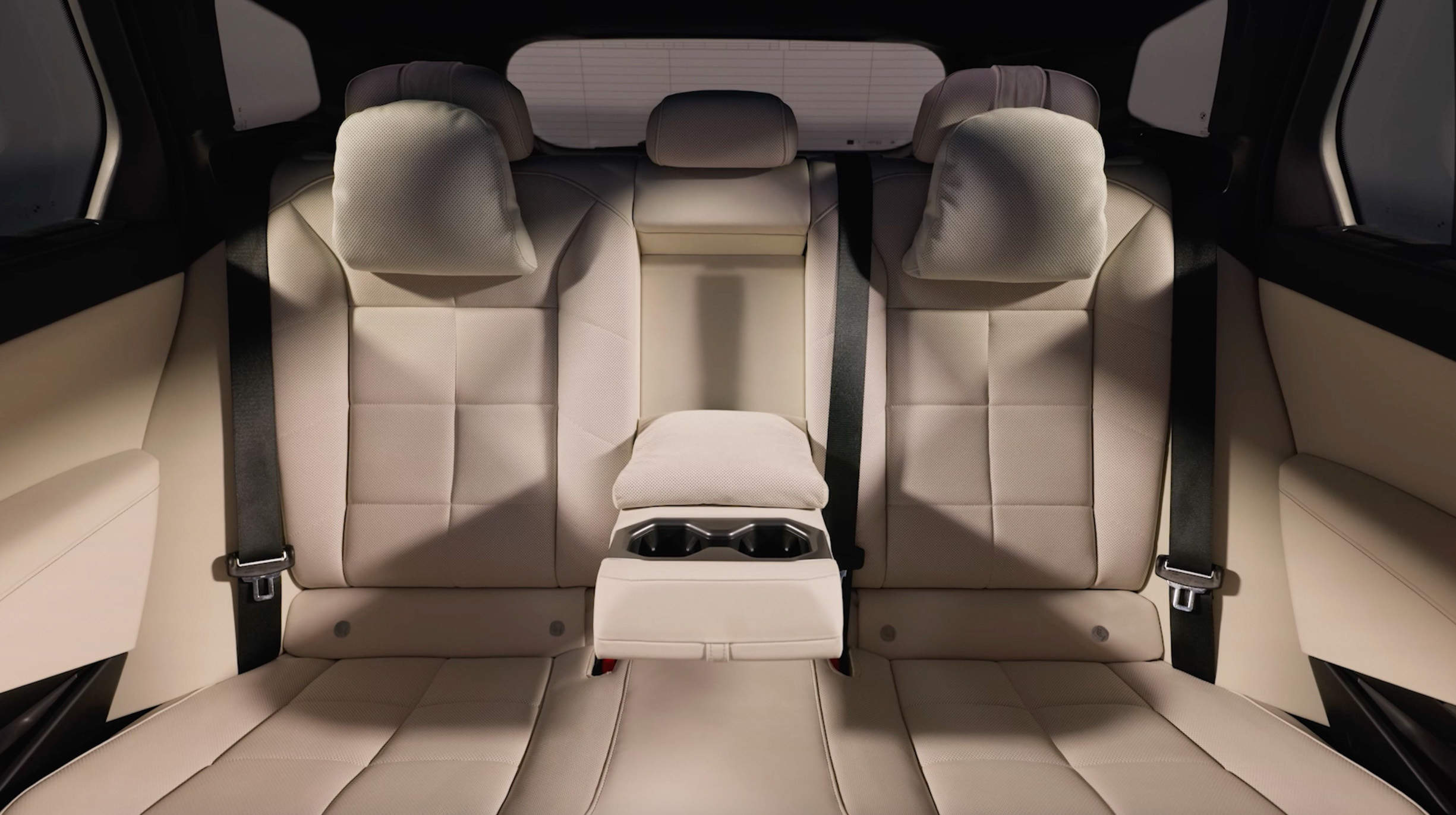 New BMW X5 to feature pure V8 engine, no battery