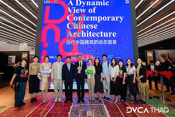 (Foto: Chinesischer Pavillon auf dem UIA-Weltkongress der Architekten 2026 in Barcelona)