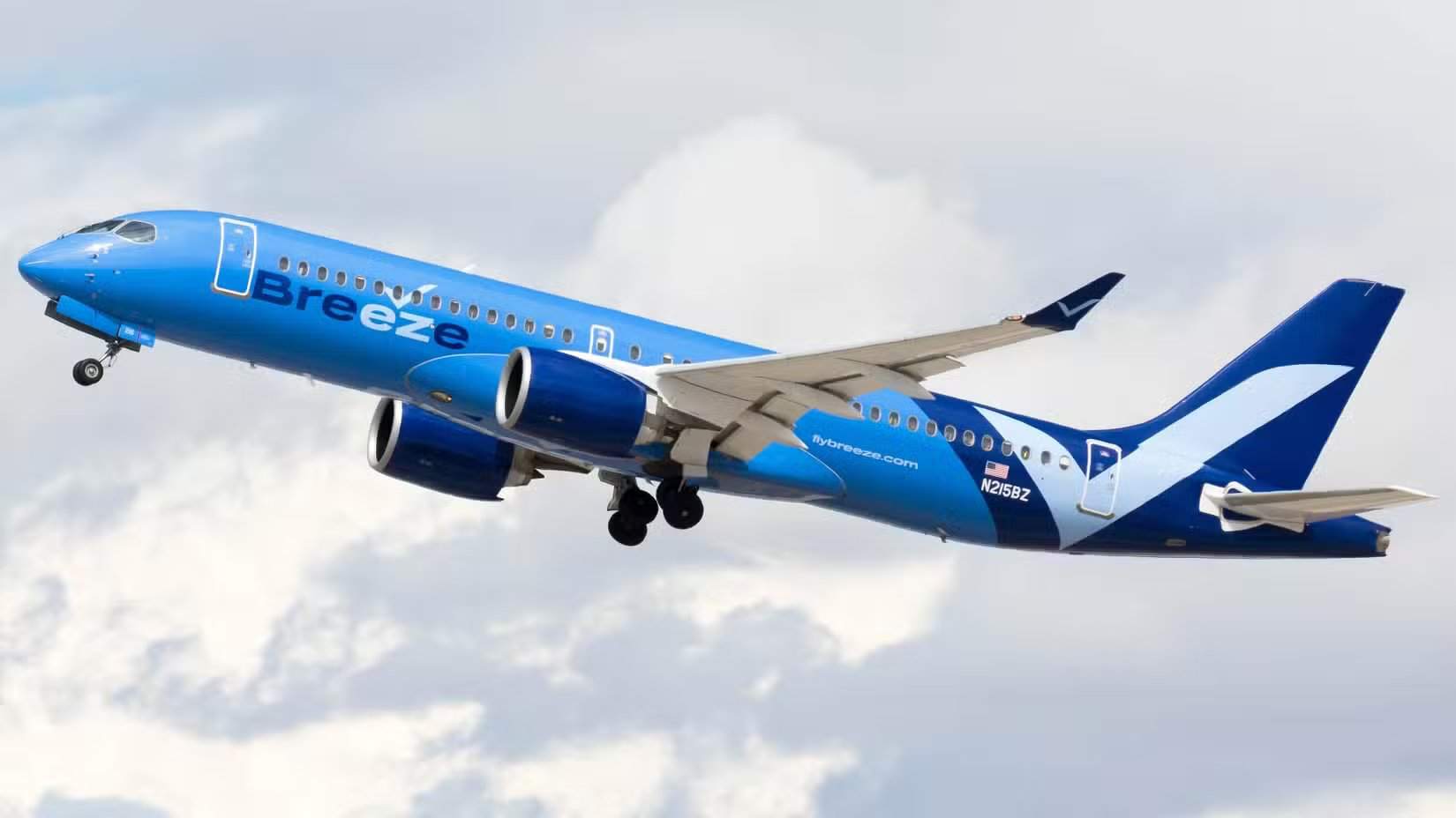 微风航空空客A220-300