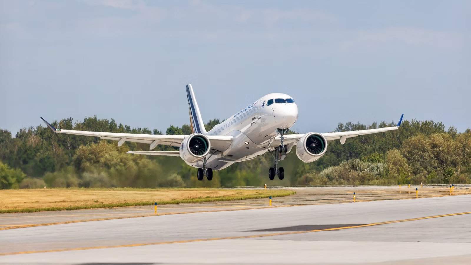 法航起飞3 法航空客A220