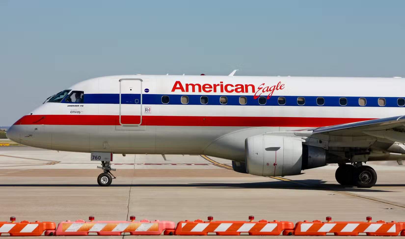 American Airlines Republic Airways E170