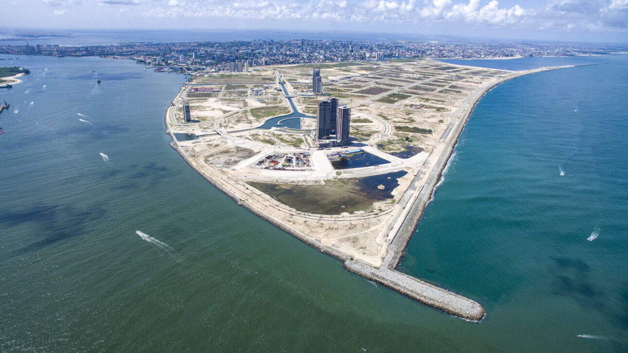 Land reclamation project at Eko Atlantic City in Lagos, Nigeria. (Image: Reproduction)