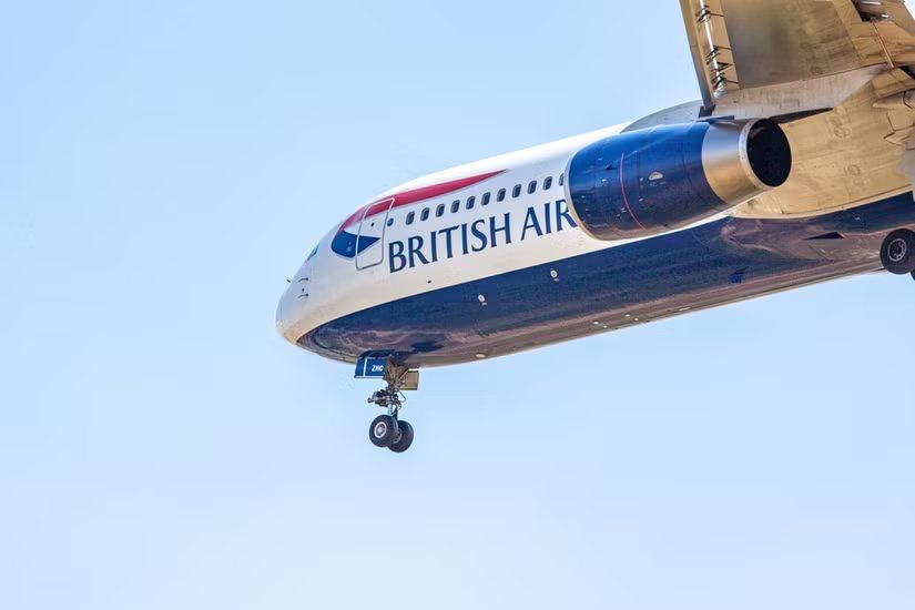 Boeing 767-336ER British Airways заходит на посадку в лондонском Хитроу