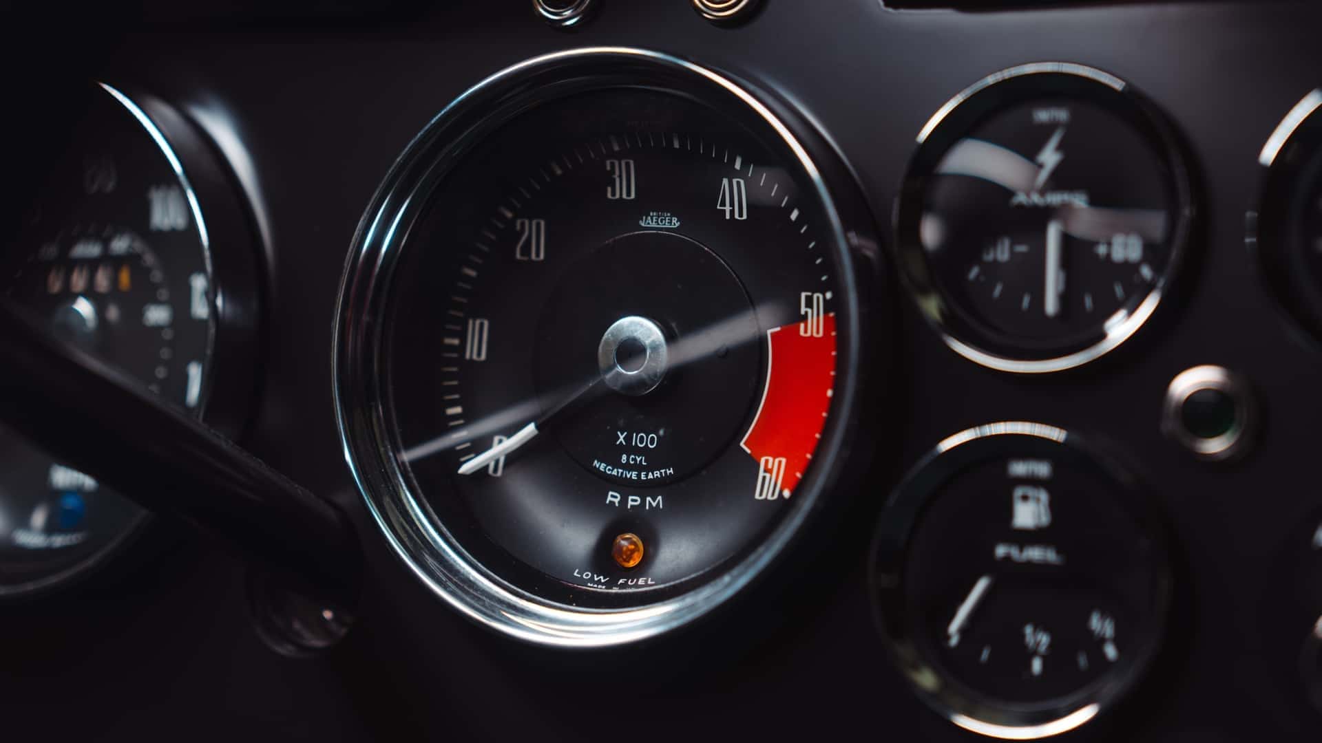 McLaren M6GT (14)
