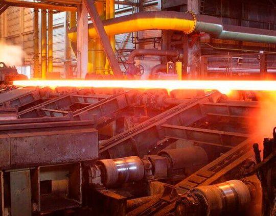 На сталелитейном заводе Hüttenwerke Krupp Mannesmann (сокращённо HKM) грядут серьёзные перемены. Теперь компания Salzgitter AG выкупит все акции. К сожалению, это приведёт к потере большинства рабочих мест на HKM. Для обеспечения будущего годовой объём производства сырой стали также будет сокращён.