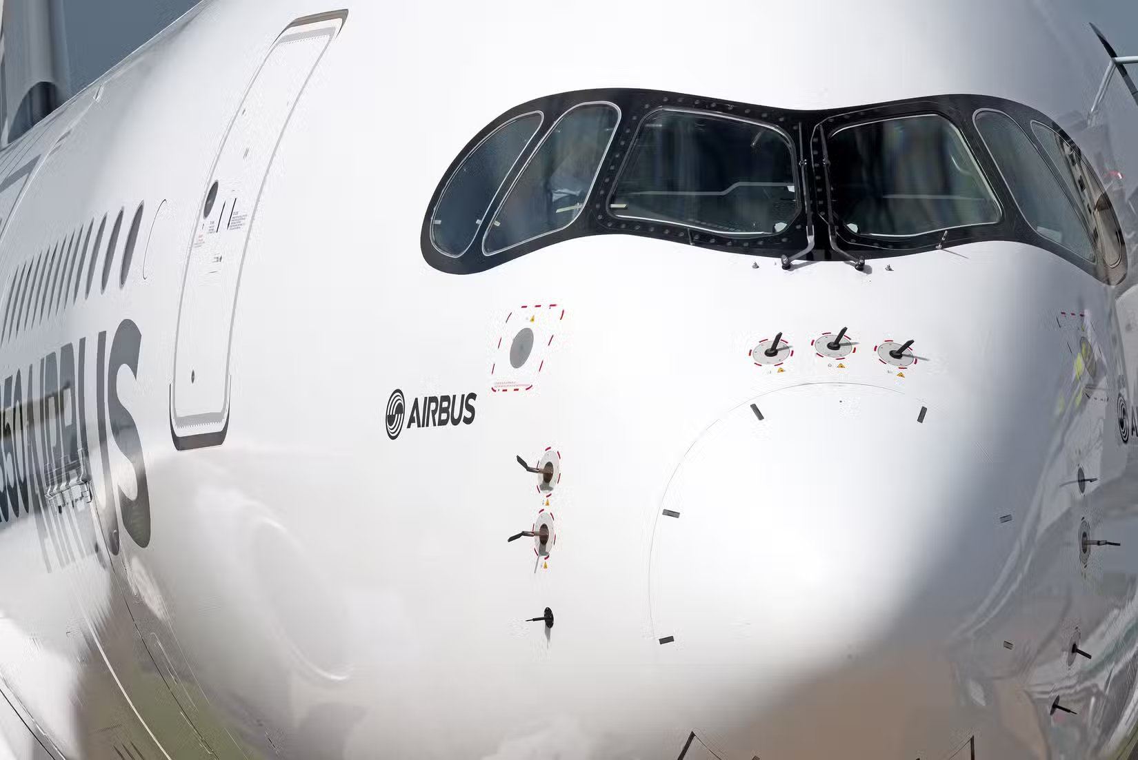 Primer plano del morro de un Airbus A350
