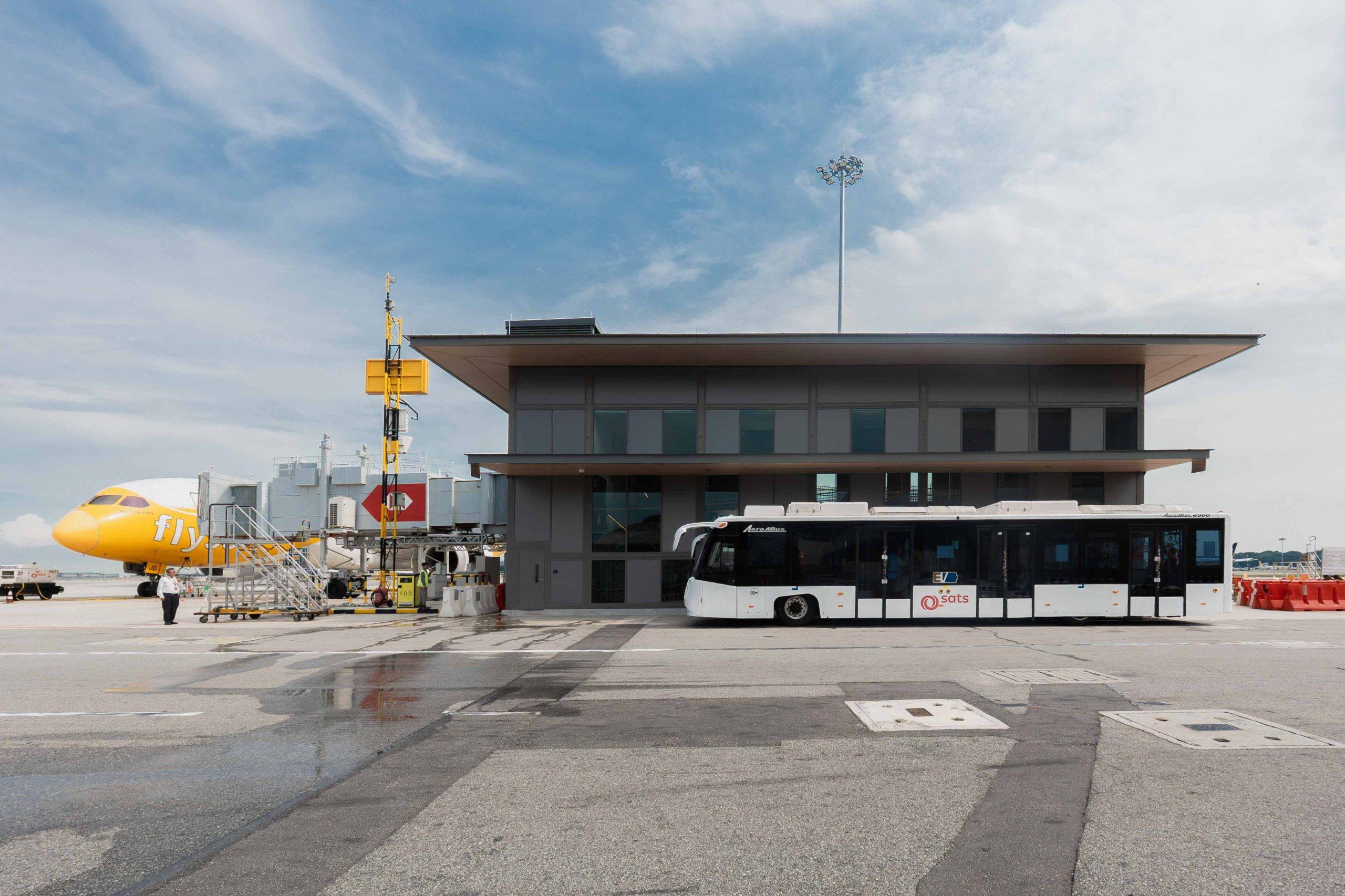 L'aéroport de Changi achève son premier satellite d'embarquement