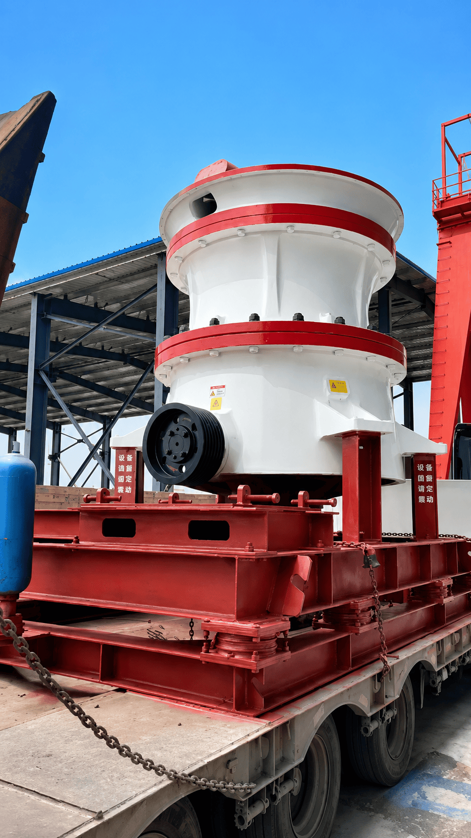 Two single-cylinder 440 cone crushers arrived at the construction site for commissioning#fyp #supplier #jawcrusher #conecrusher