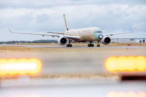 Airbus A350-1000ULR