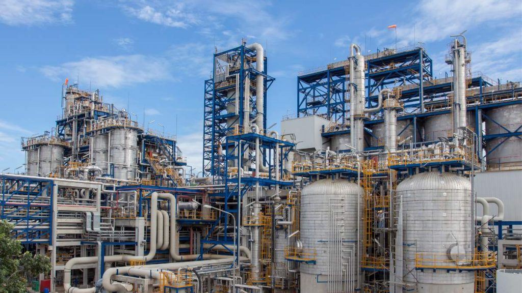 refinery Kenya - canva