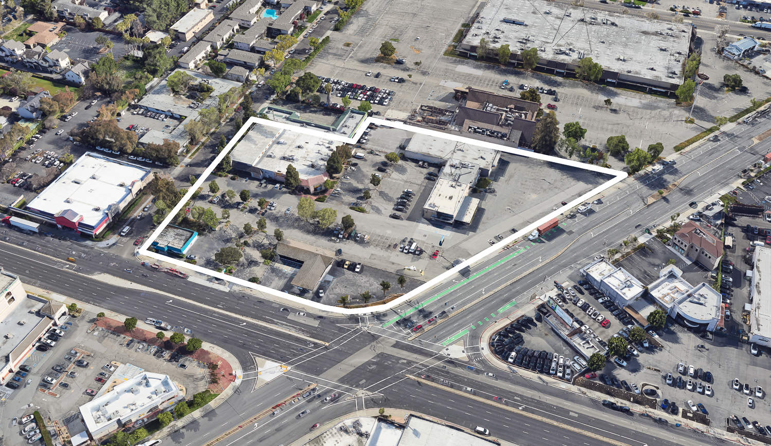 3896 Stevens Creek Boulevard, imagen de Google Satellite