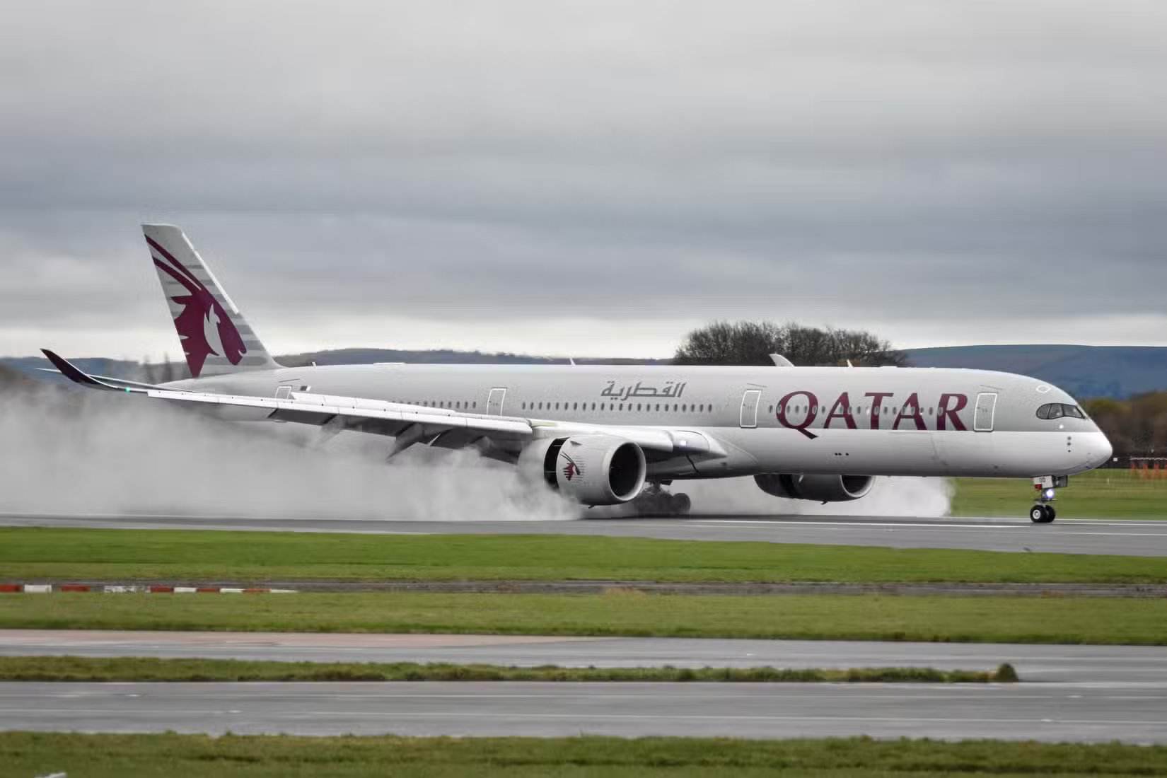Rollender Qatar-Airbus A350