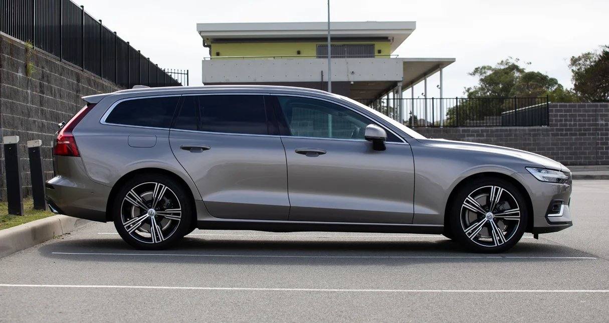2020 Volvo V60