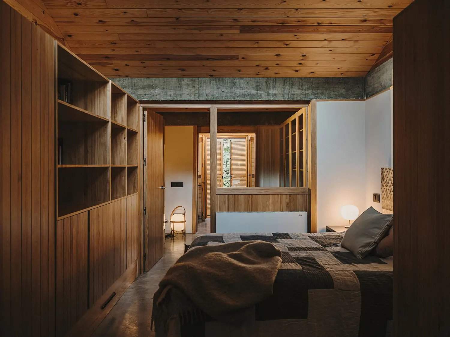 Projet Slow Studio, chambre enveloppante avec matériaux naturels