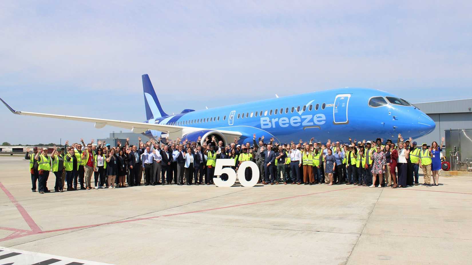 50-й Airbus A220 Breeze Airways