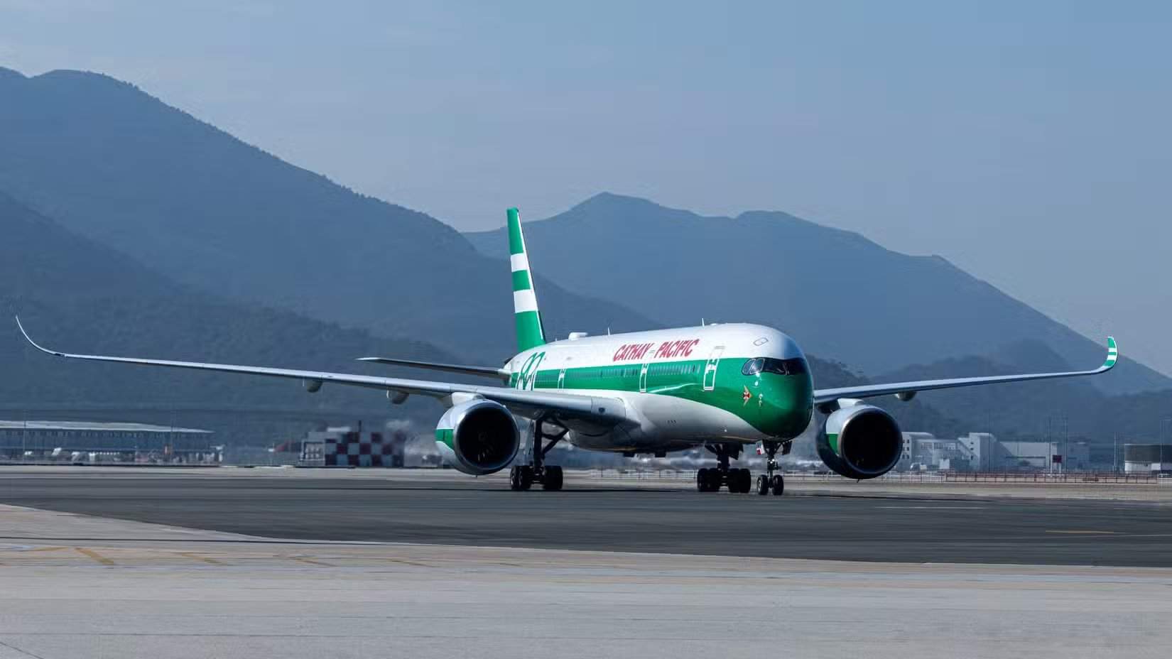 Airbus A350 da Cathay Pacific com pintura retrô