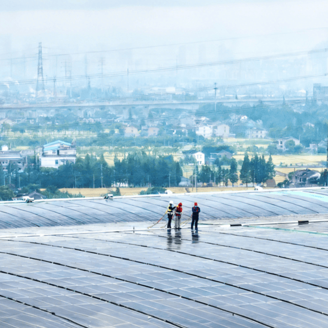 Planta fotovoltaica en tejados comerciales e industriales | Proveedor de soluciones energéticas para empresas