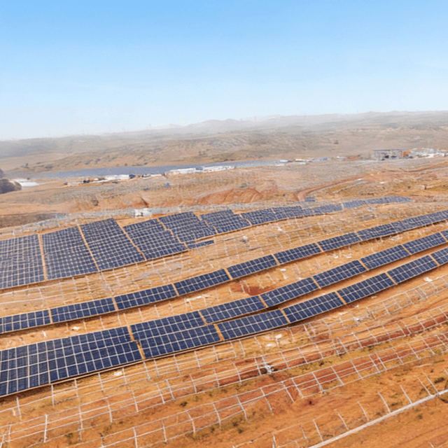 Sistema de soporte fotovoltaico para todo tipo de terreno | Fabricante de soluciones de instalación solar en entornos complejos